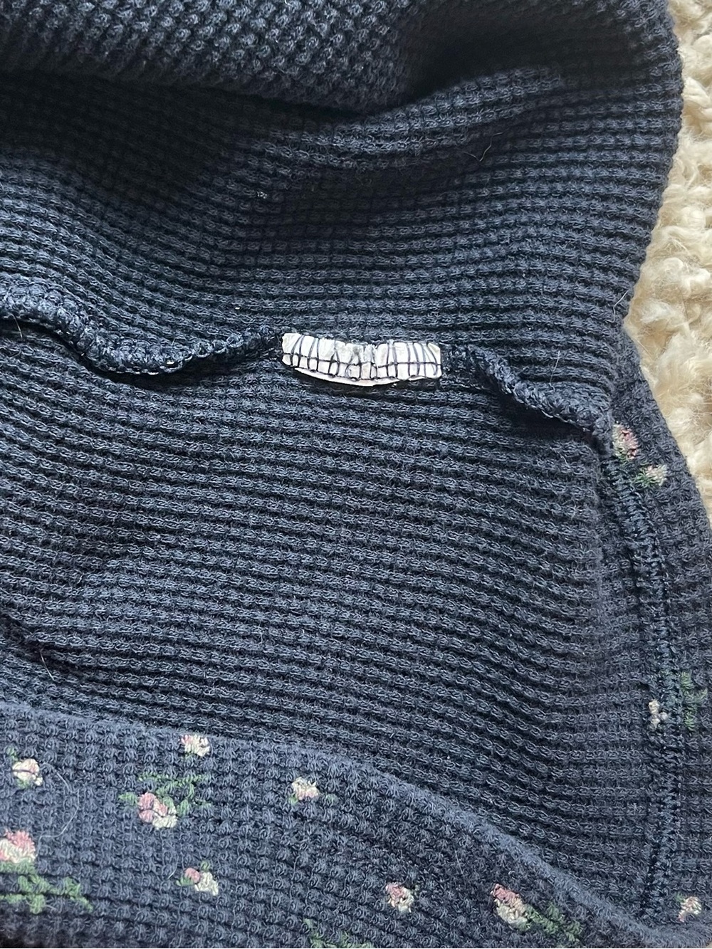 Brandy Melville Navy Tank Top with Cream Floral Pattern - Picture 4 of 7